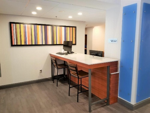 Holiday Inn Express Columbia image 15
