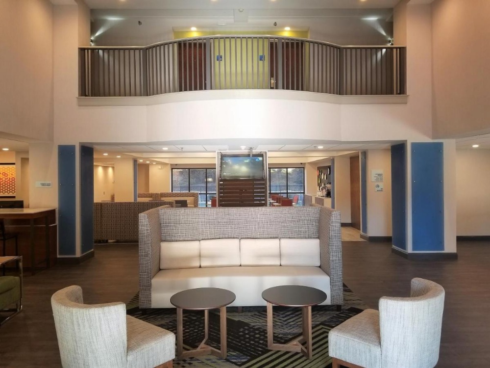 Holiday Inn Express Columbia Image 19