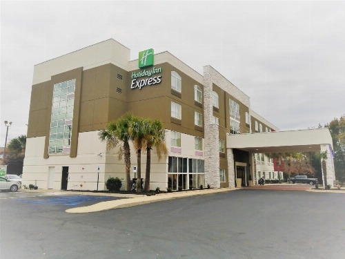 Holiday Inn Express Columbia image 24